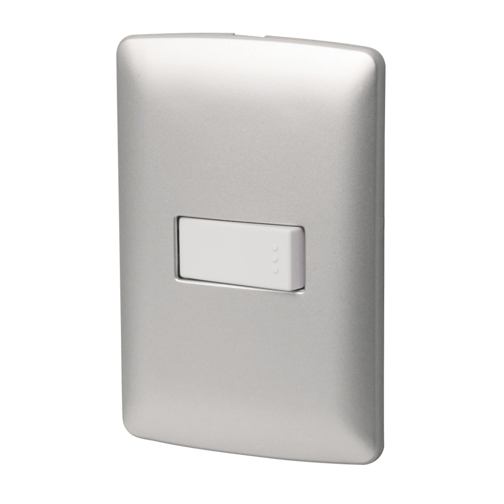 Placa armada 1 interruptor sencillo plata, línea Italiana PA-APSE-IP